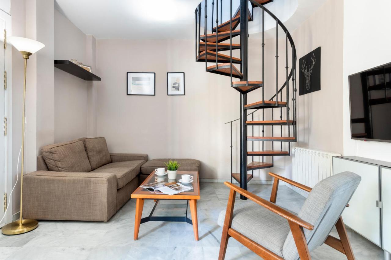 Apartamento Con Terraza En Sevilla Centro By Rent Me المظهر الخارجي الصورة